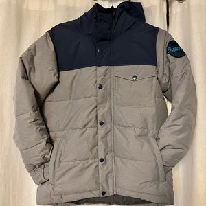 Burton kids snowboard jacket. Never worn. Perfect condition. fits ages 10-12